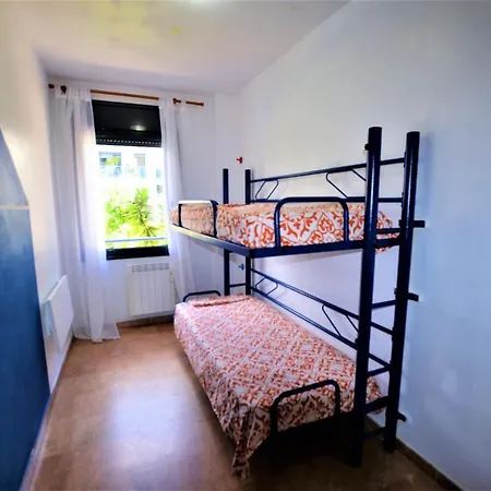 شقة Yoly Apartament 4 Pax With Pool And Garage Lloret يوريت دي مار