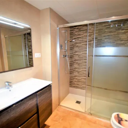 Apartmán Yoly Apartament 4 Pax With Pool And Garage Lloret
